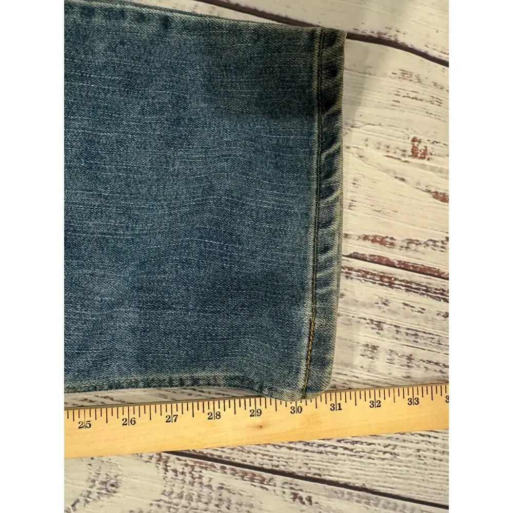 Levi’s 550 Relaxed Jeans Men’s 48x32 Light Wash